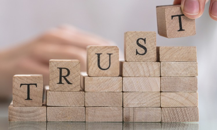 5 SUGGESTIONS FOR ENHANCING SELF- CONFIDENCE 5 SUGGESTIONS FOR ENHANCING SELF- CONFIDENCE