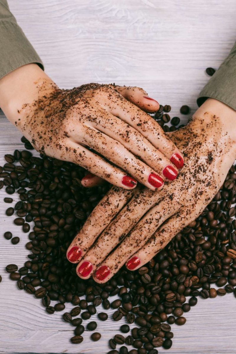 NEED BOOST IN YOUR BEAUTY ? COFFEE BENEFITS BOTH SKIN AND HAIR