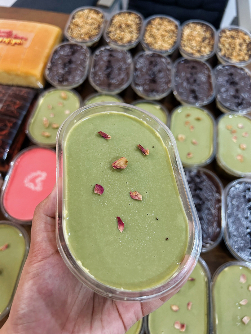 1751. handsock_muslimah