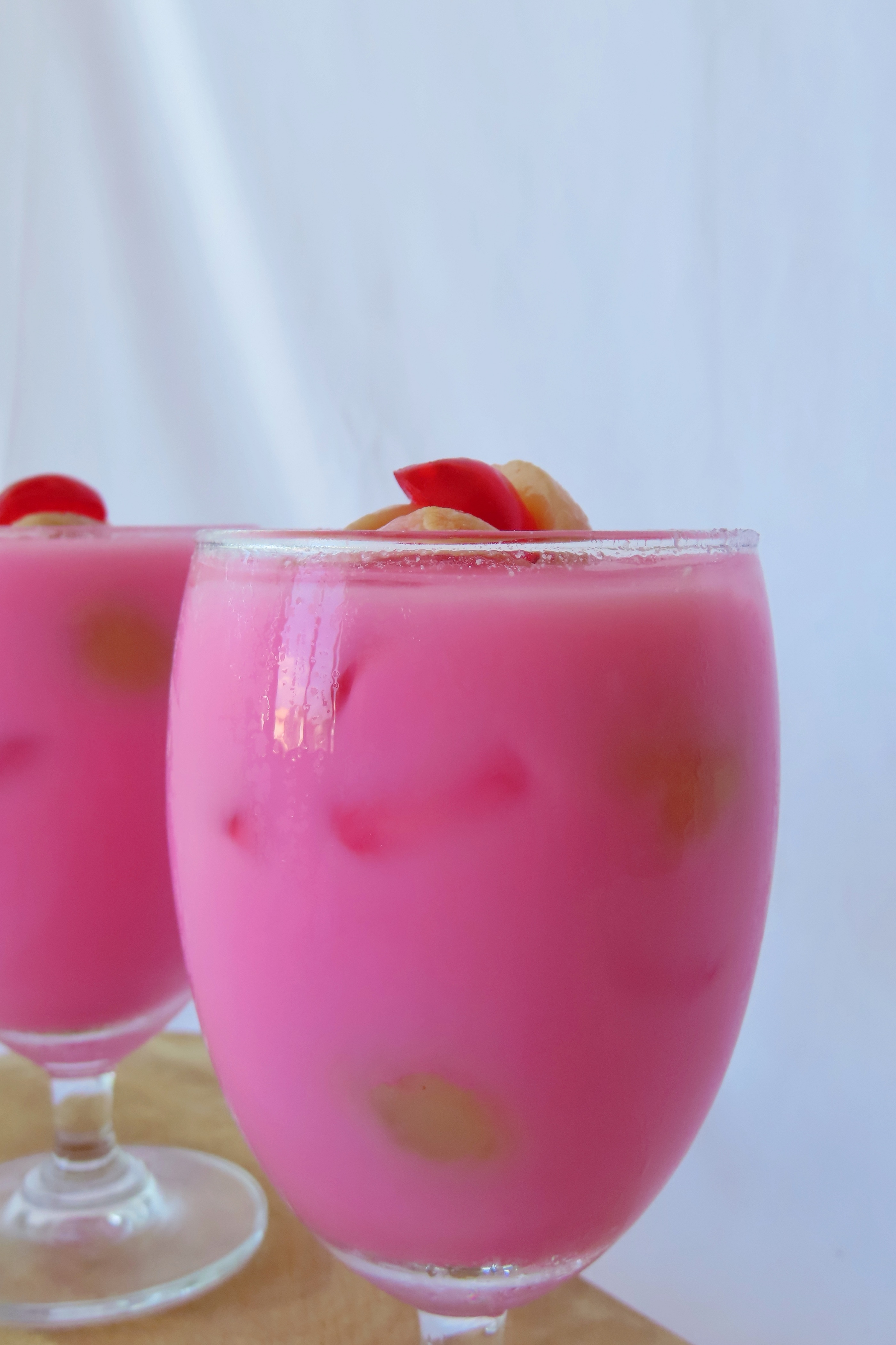 6. SOCOLIC'S ROSE BANDUNG SODA LYCHEE